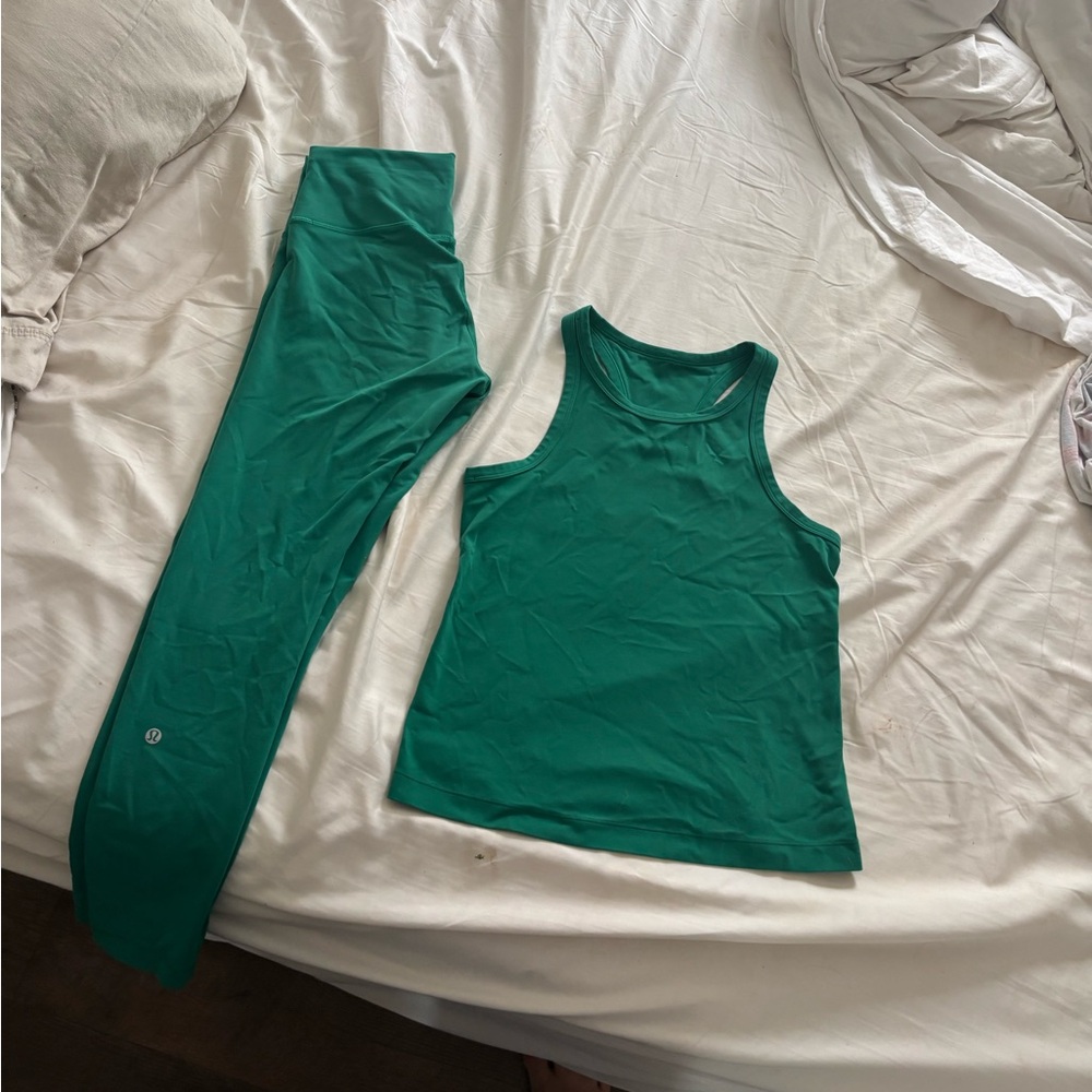 Lululemon Athletica Green Tank and Leggings Set